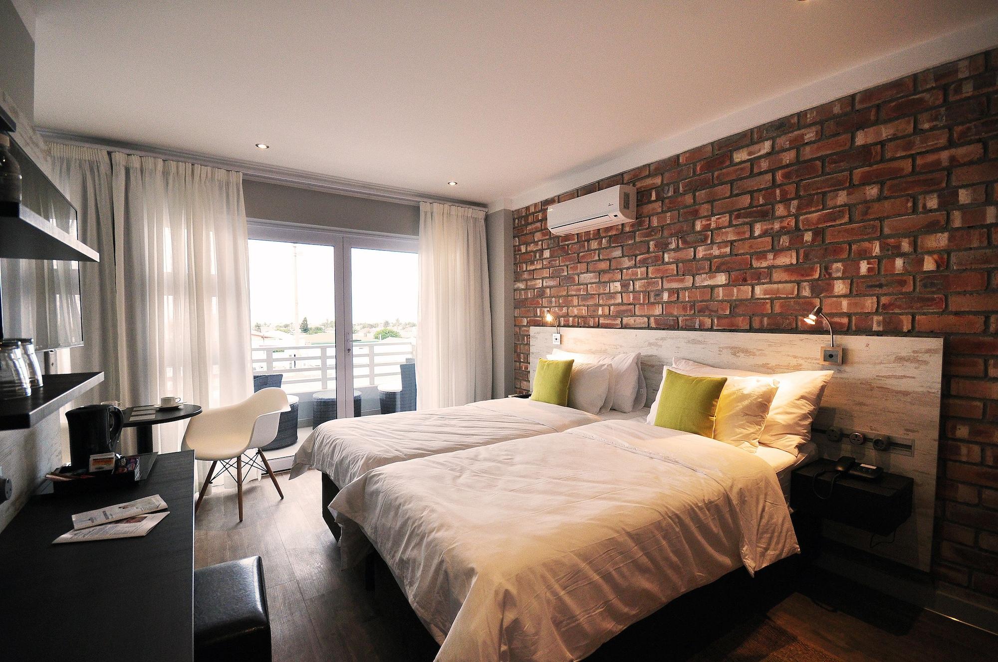 Swakopmund Plaza Hotel Екстер'єр фото