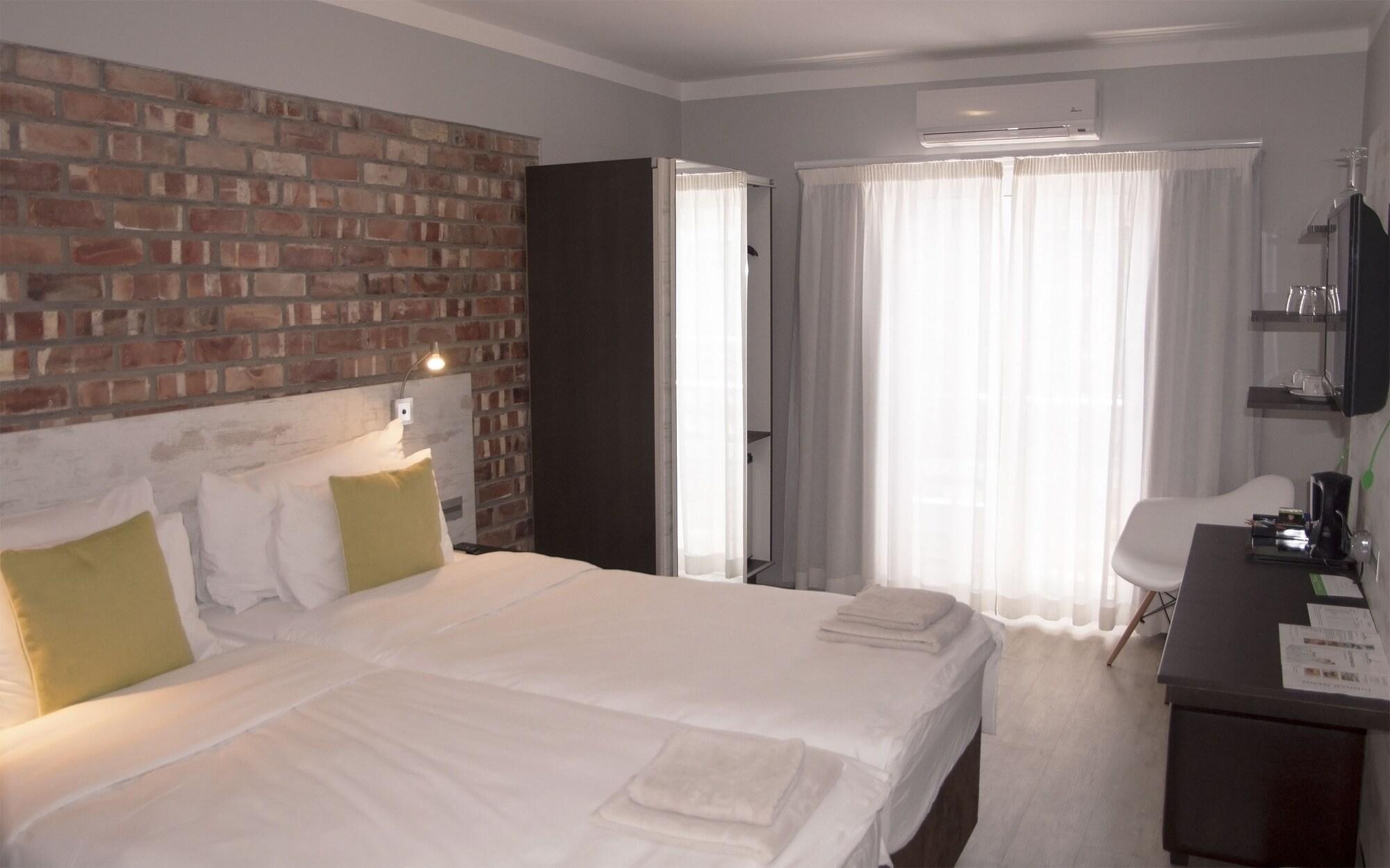 Swakopmund Plaza Hotel Екстер'єр фото