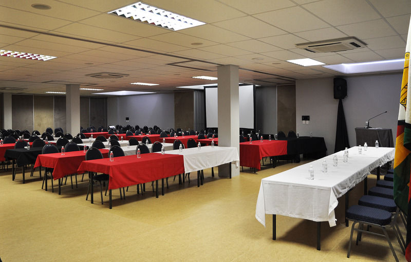 Swakopmund Plaza Hotel Екстер'єр фото