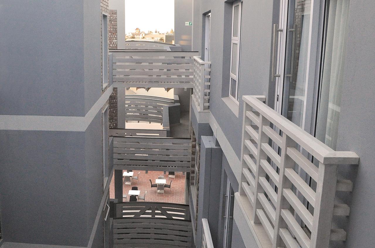 Swakopmund Plaza Hotel Екстер'єр фото