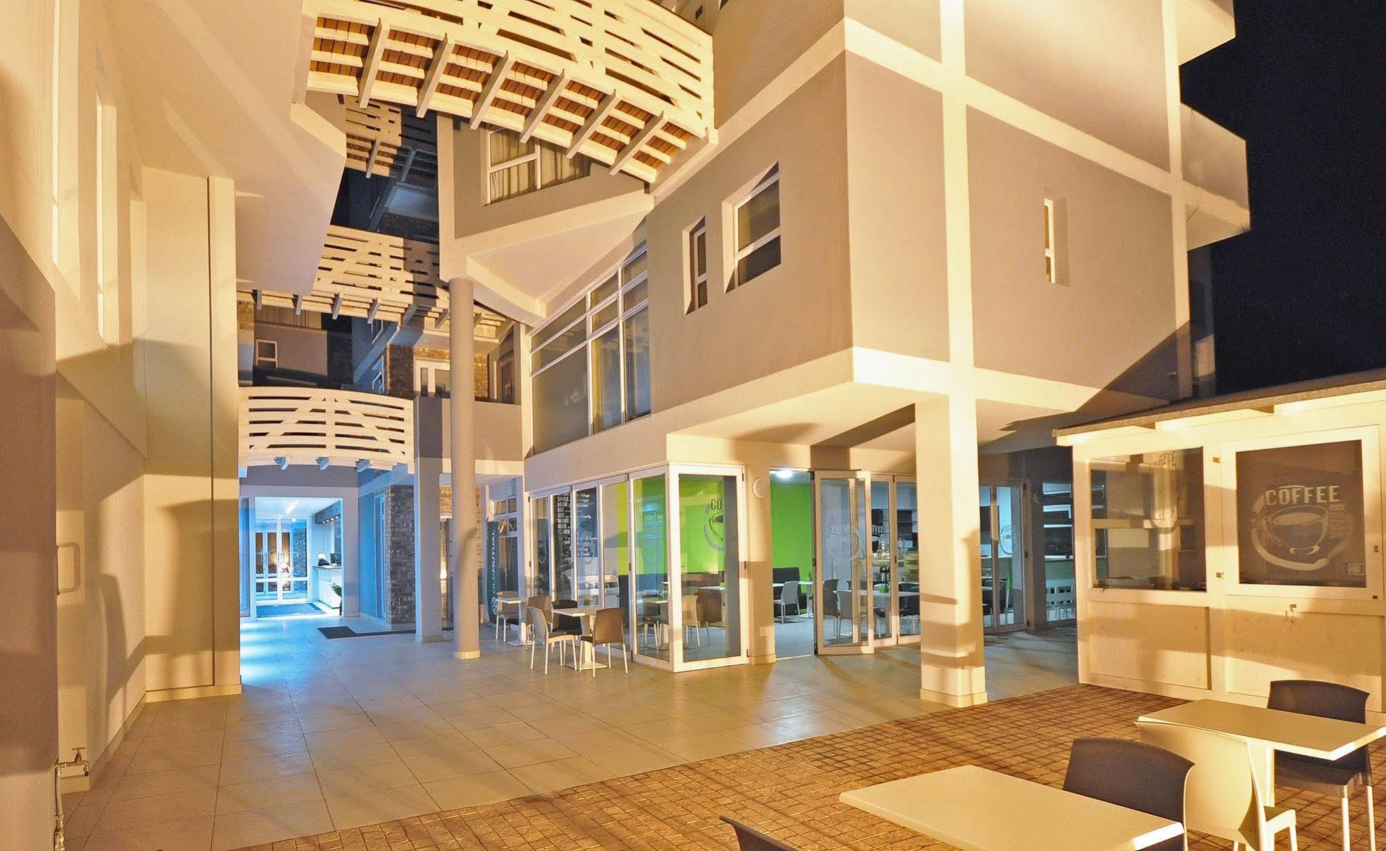 Swakopmund Plaza Hotel Екстер'єр фото